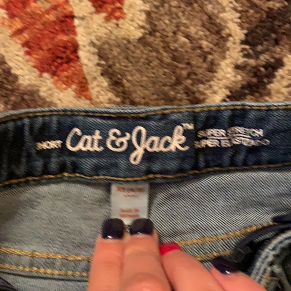 🌟6/$15 Cat & Jack Jean shorts Sz 4/5 - Picture 2 of 7